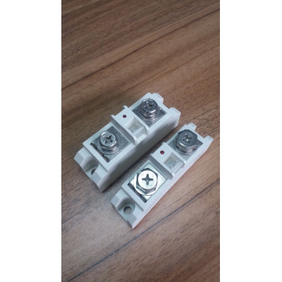 Well唯樂(lè )H系列Z型（過(guò)零型）固態(tài)繼電器